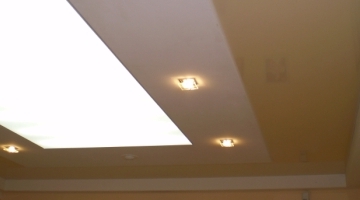 Светопрозрачный натяжной потолок 2,1 кв.м.